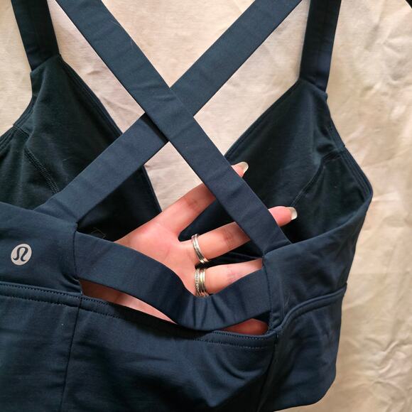 Lululemon Sweat Your Heart Out Bra In Submarine 10 Strappy Criss Cross Back - Picture 5 of 8